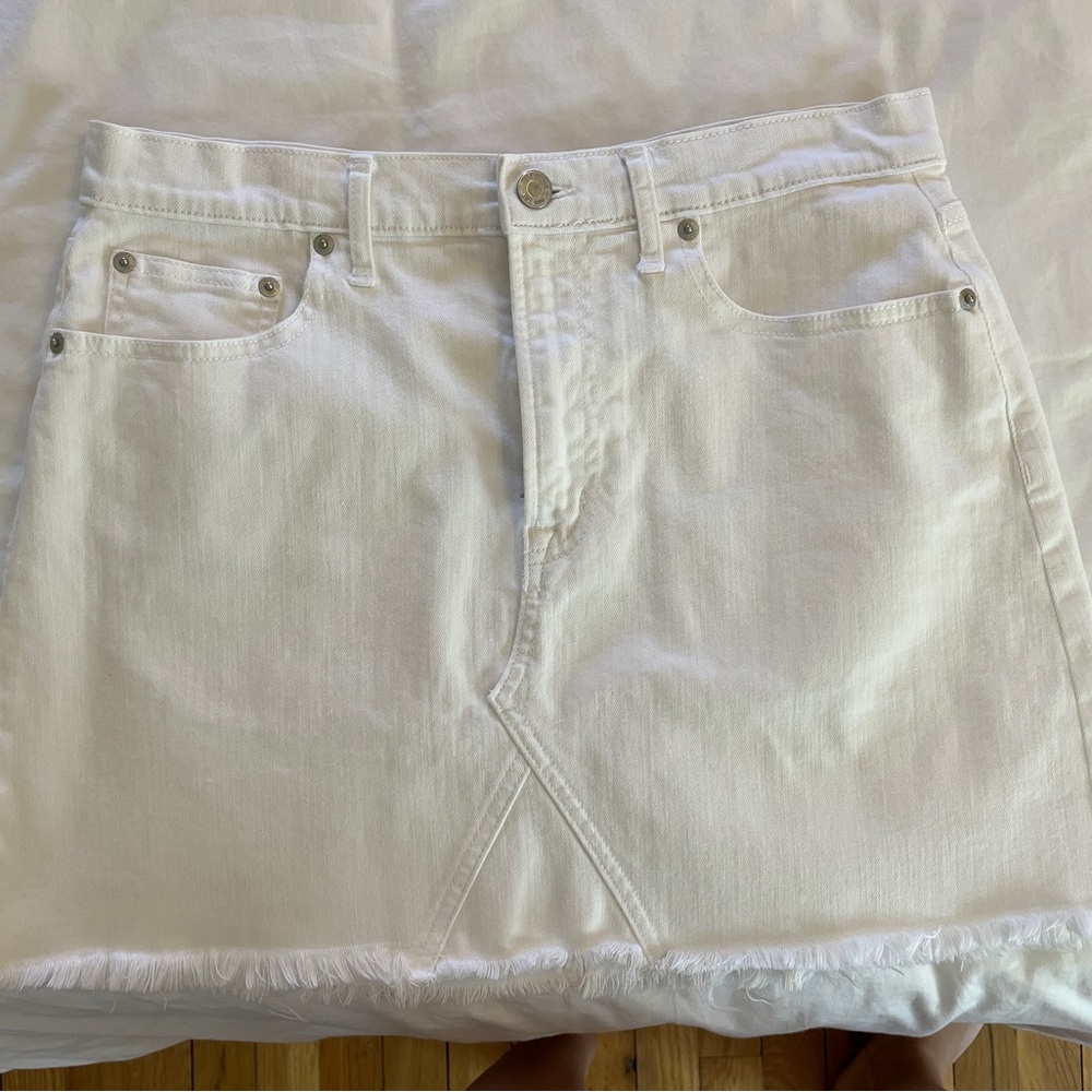 GAP White Denim Mini Skirt with Subtle Fray